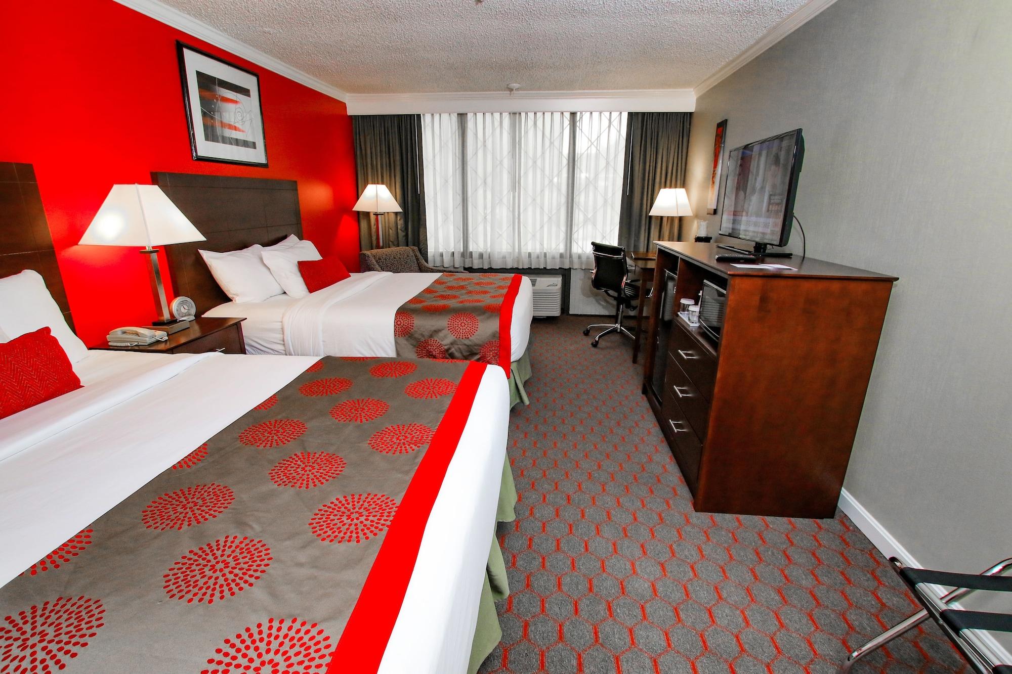 فندق لويستونفي  فندق وكونفرنس سنتر رامادا باي ويندام لويزتون المظهر الخارجي الصورة